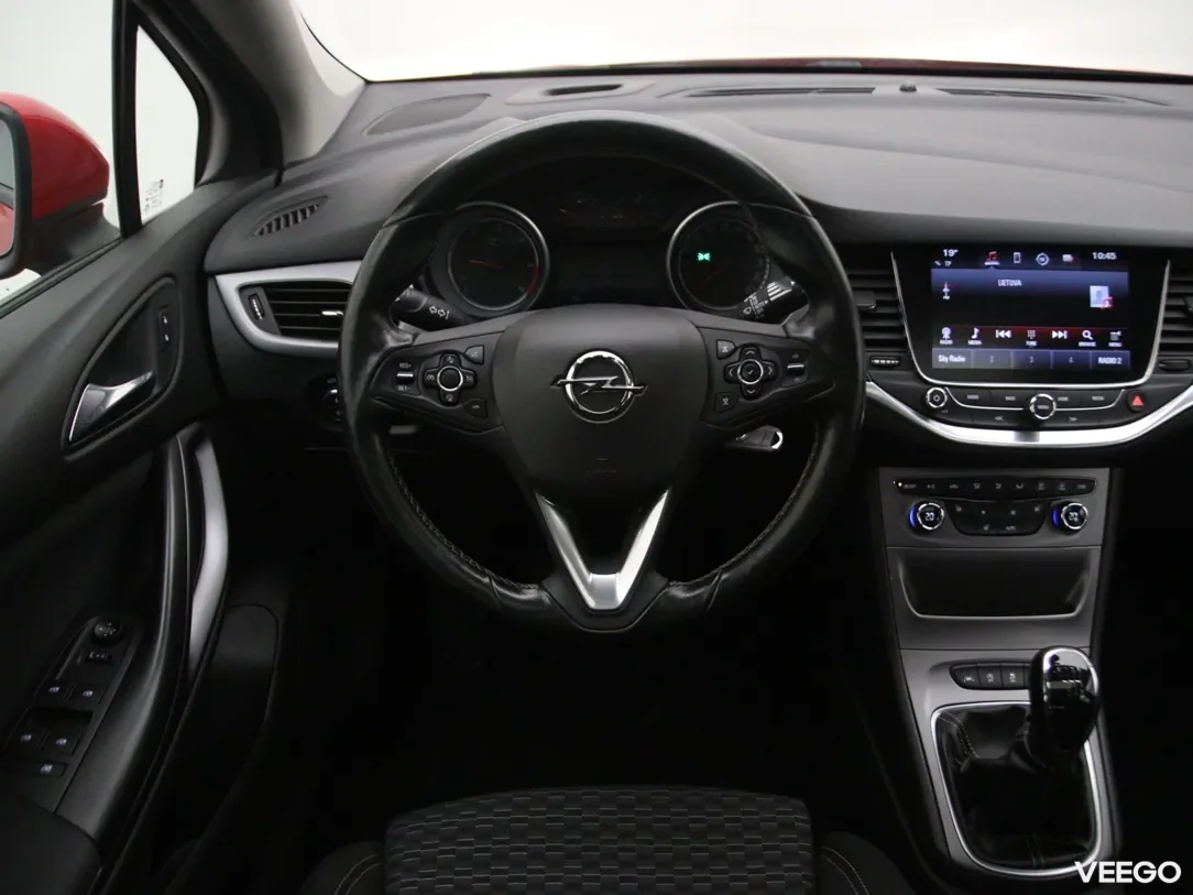 Opel Astra 1.6 81kW