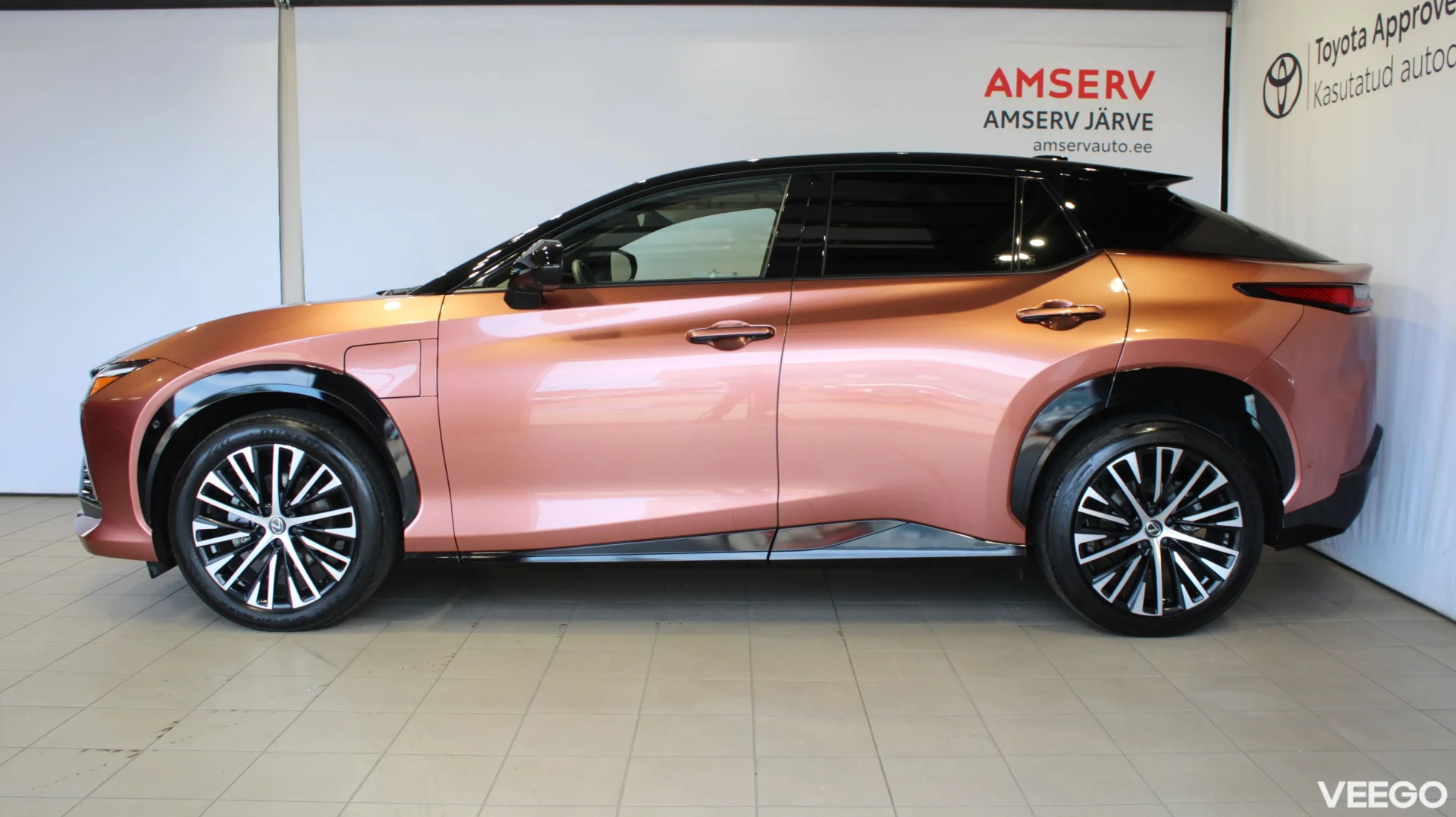 Lexus RZ 450e Luxury AWD 132kW