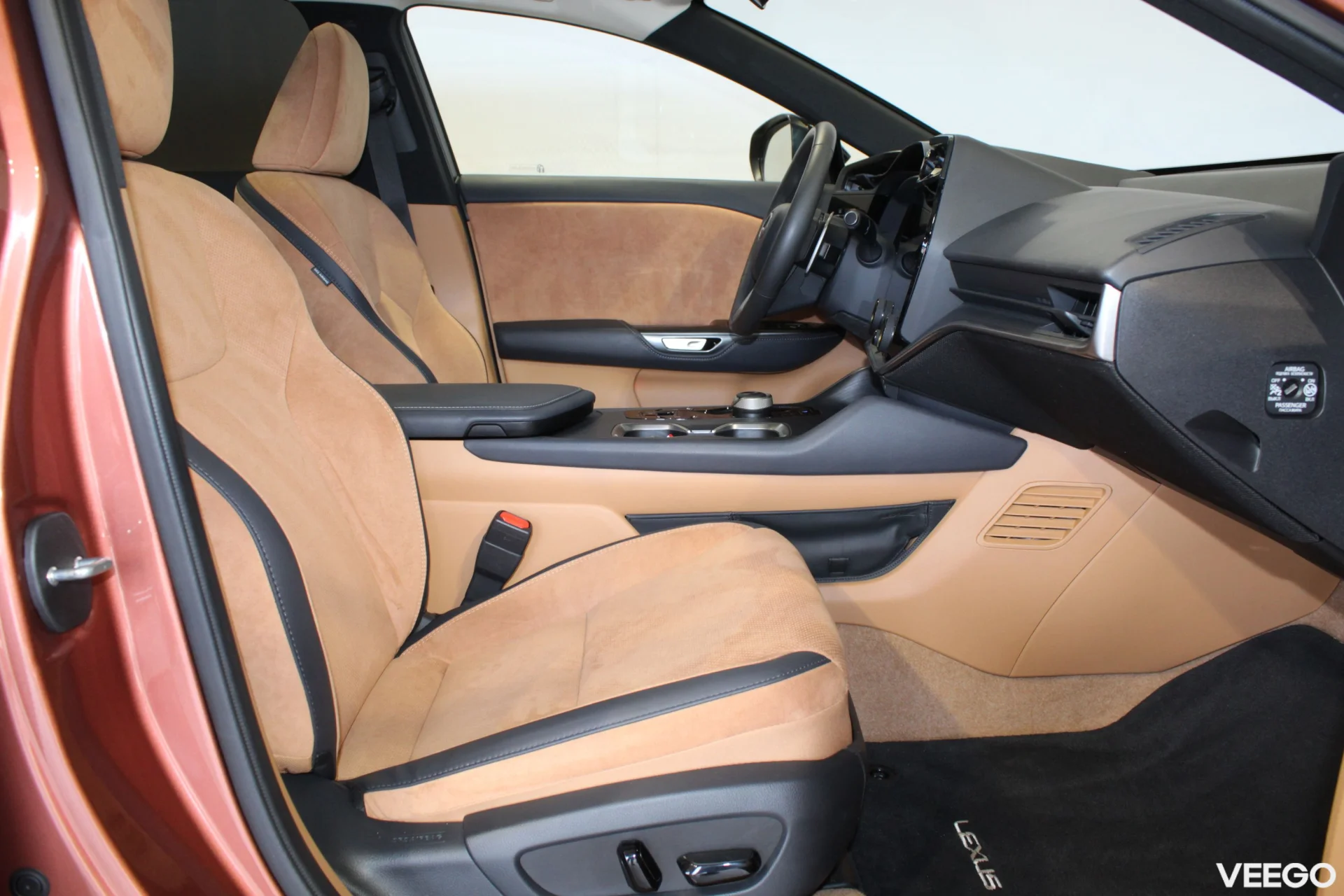 Lexus RZ 450e Luxury AWD 132kW