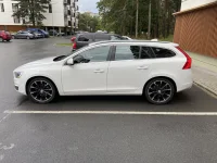 Volvo V60 2.4 133kW thumbnail