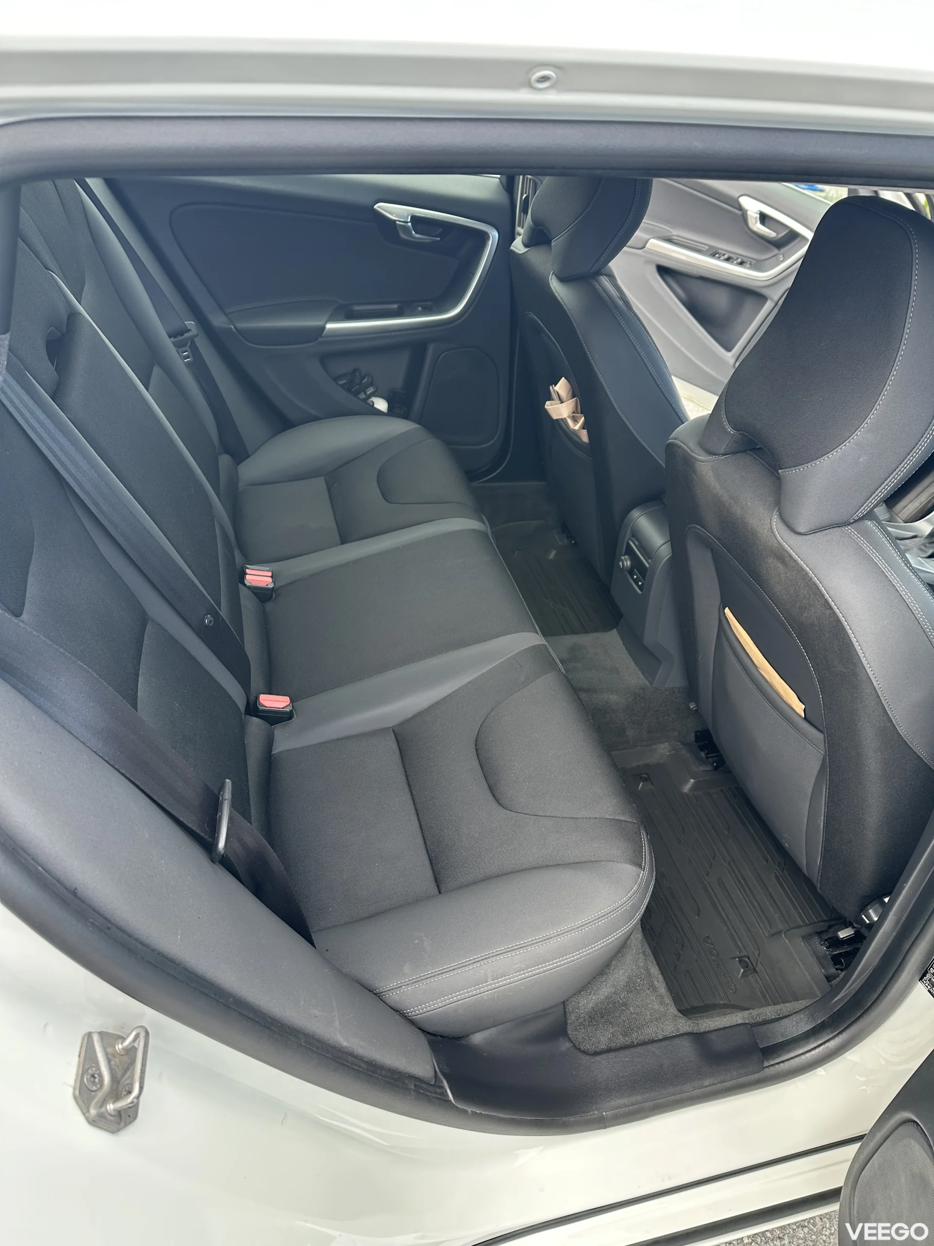 Volvo V60 2.4 133kW