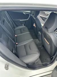 Volvo V60 2.4 133kW thumbnail