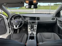 Volvo V60 2.4 133kW thumbnail