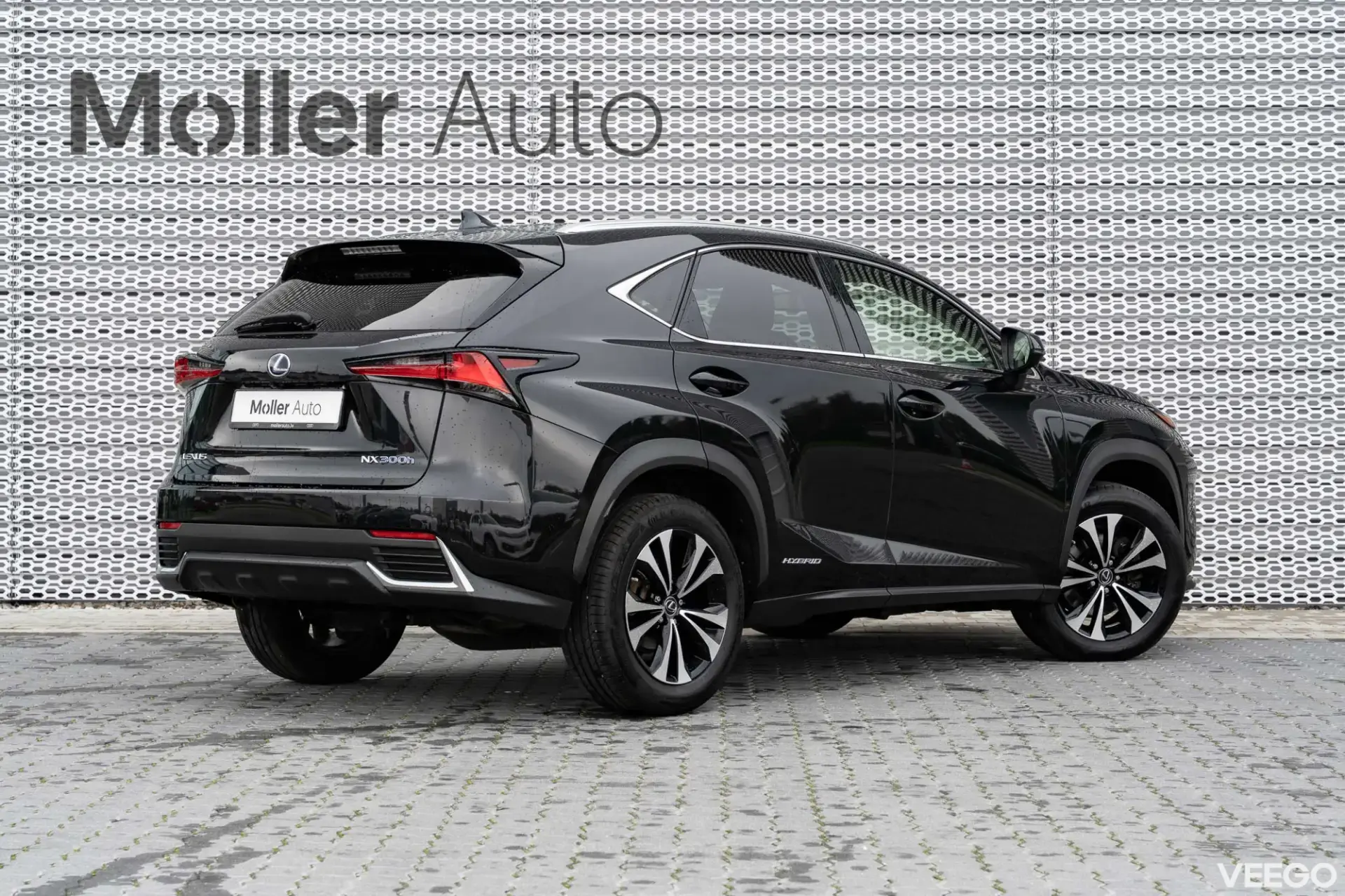 Lexus NX 300h 145kW