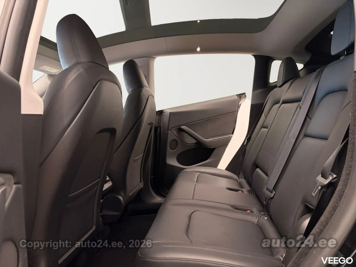 Tesla Model Y AWD Dual Motor Long Range 153kW