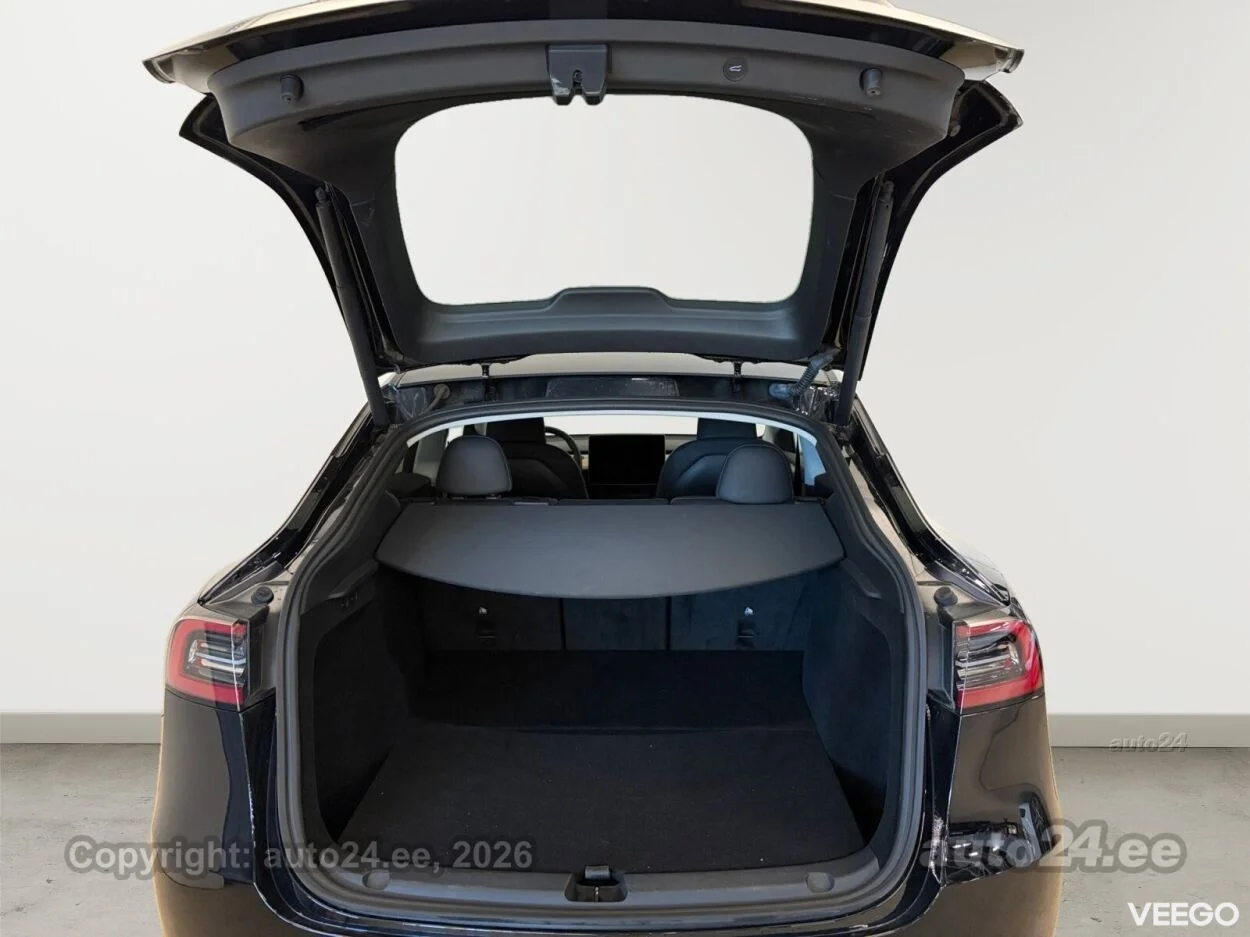 Tesla Model Y AWD Dual Motor Long Range 153kW