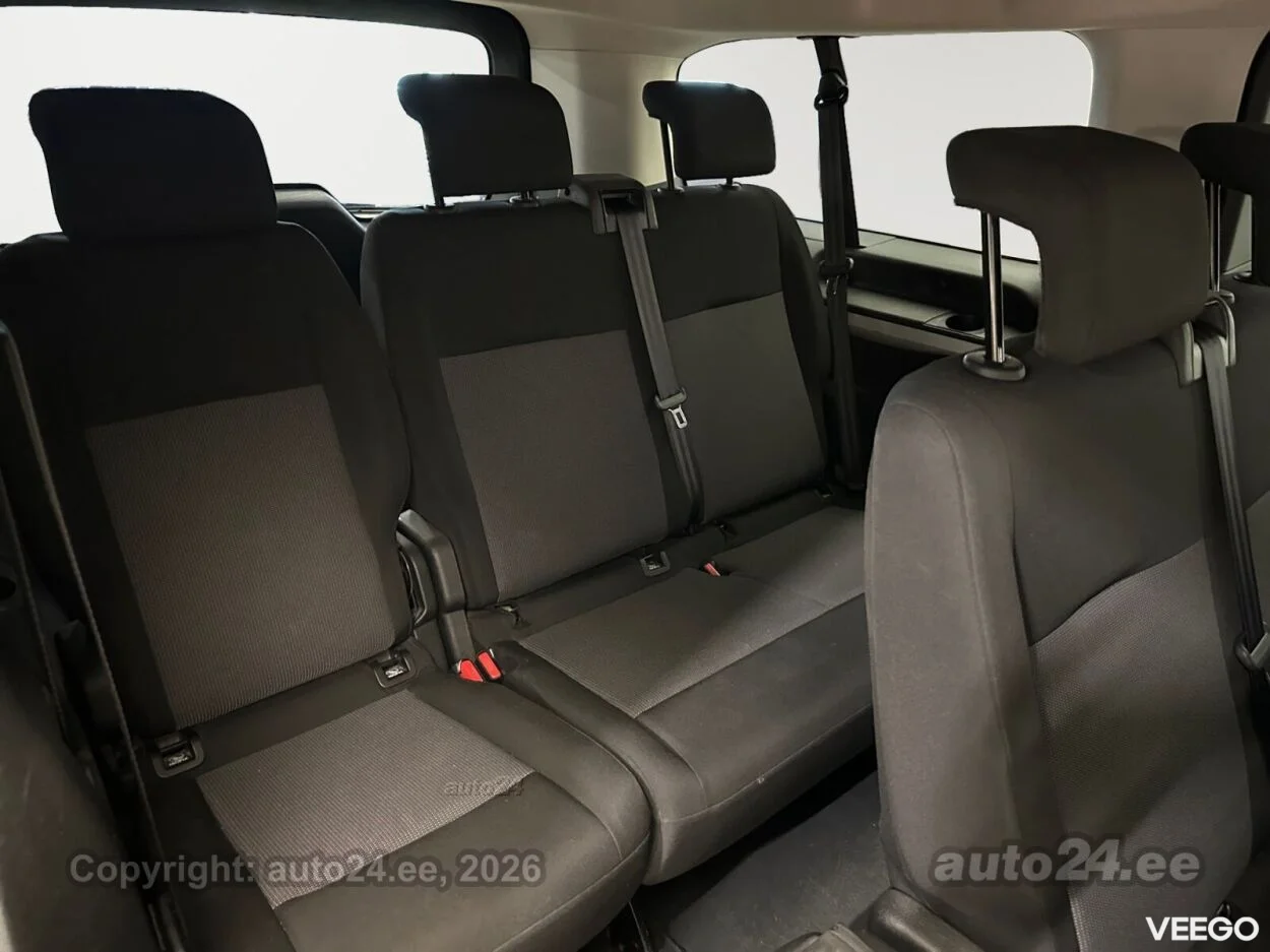 Peugeot Traveller L3 Allure 2 106kW