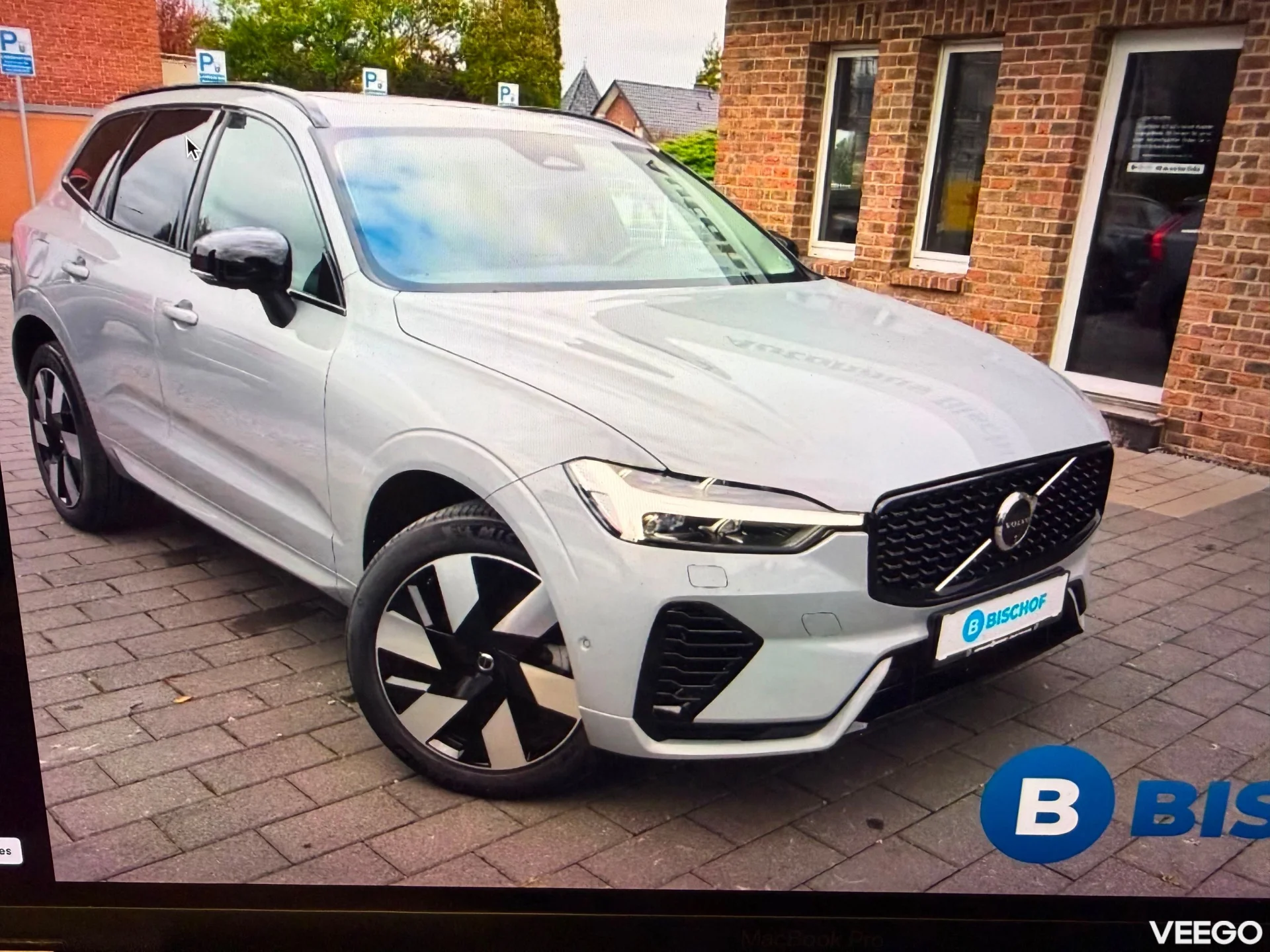 Volvo XC60 Ultimate Dark 2 293kW