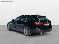 BMW 330 xDrive Touring Adapt Frath Rattvärme Drag 215kW thumbnail