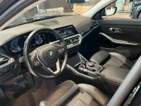 BMW 330 xDrive Touring Adapt Frath Rattvärme Drag 215kW thumbnail