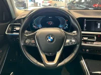 BMW 330 xDrive Touring Adapt Frath Rattvärme Drag 215kW thumbnail