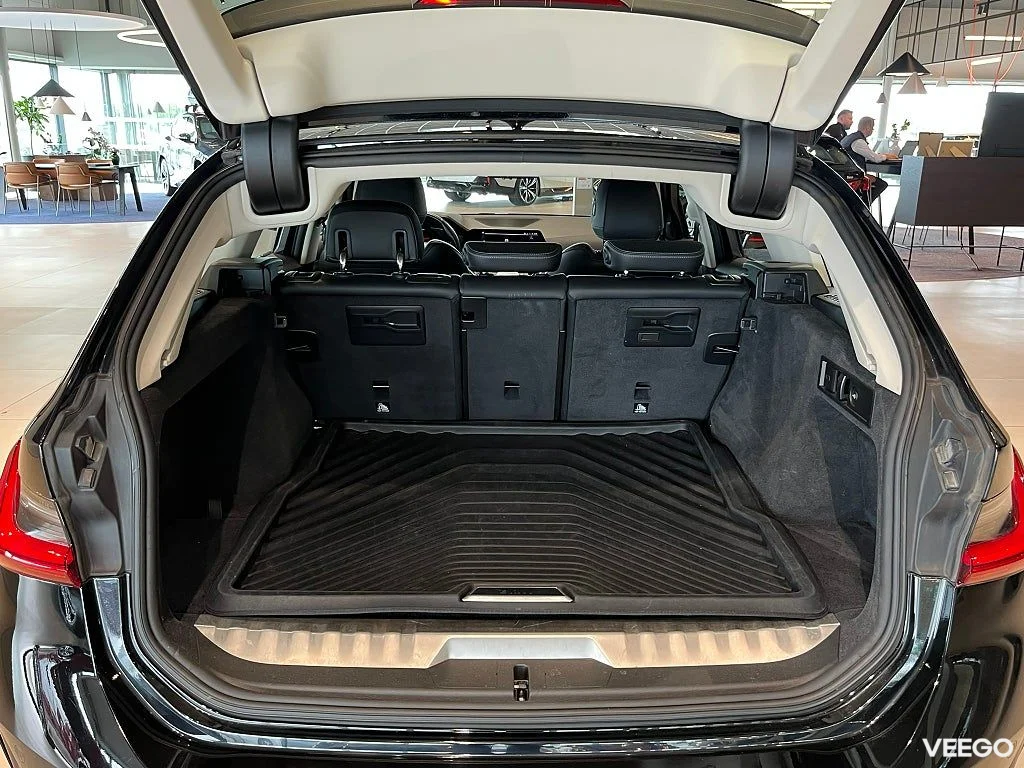 BMW 330 xDrive Touring Adapt Frath Rattvärme Drag 215kW