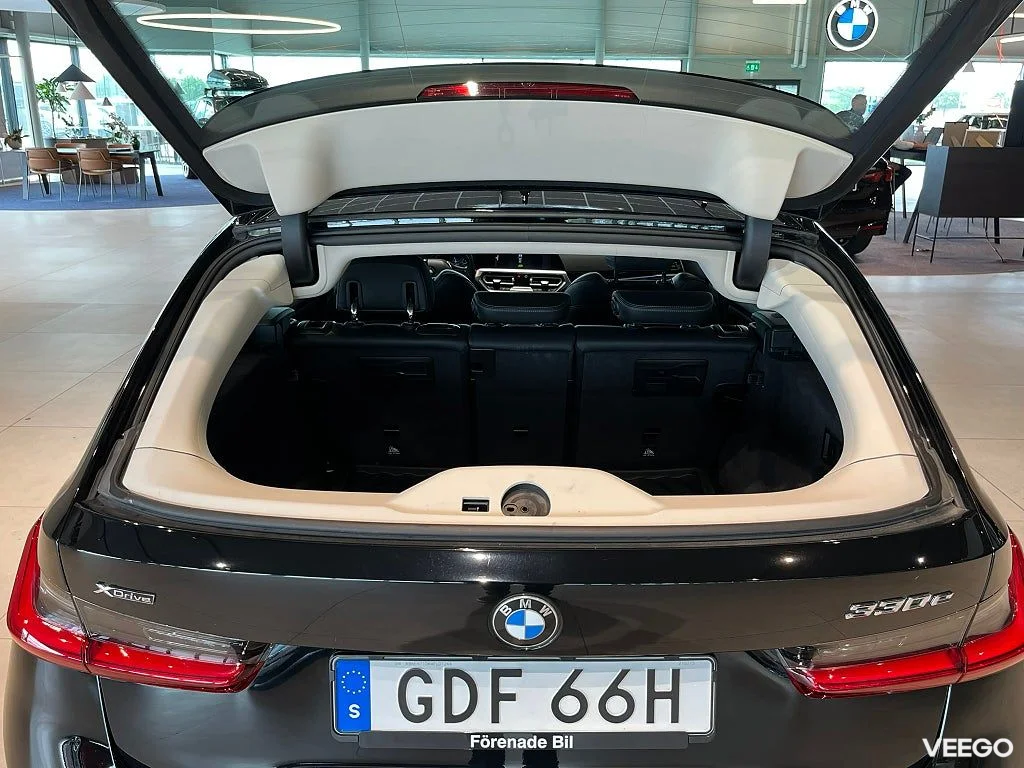 BMW 330 xDrive Touring Adapt Frath Rattvärme Drag 215kW