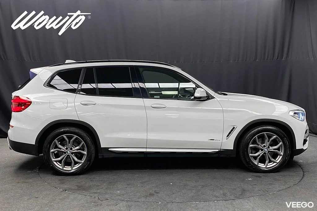 BMW X3 xDrive20i 184HK X-Line /Drag /HiFi 135kW