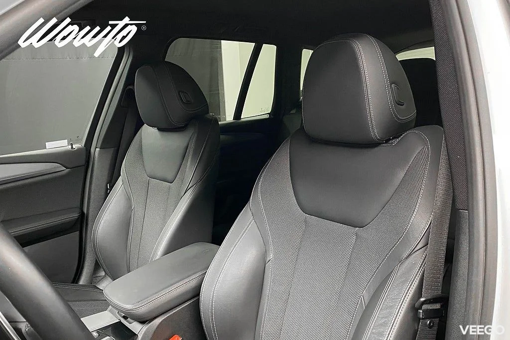 BMW X3 xDrive20i 184HK X-Line /Drag /HiFi 135kW