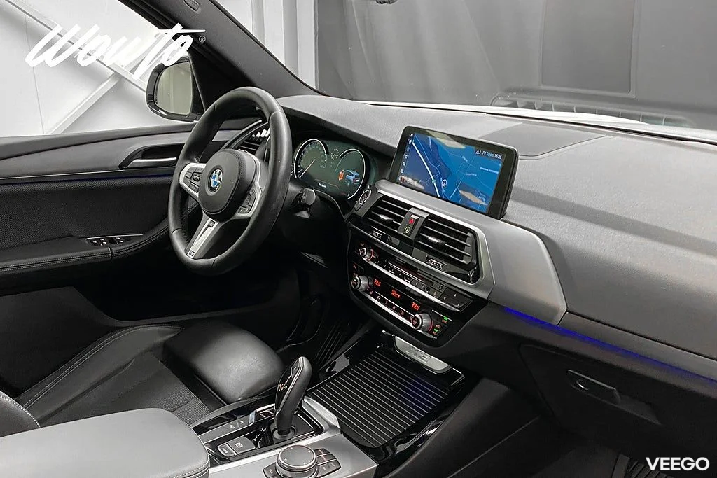 BMW X3 xDrive20i 184HK X-Line /Drag /HiFi 135kW