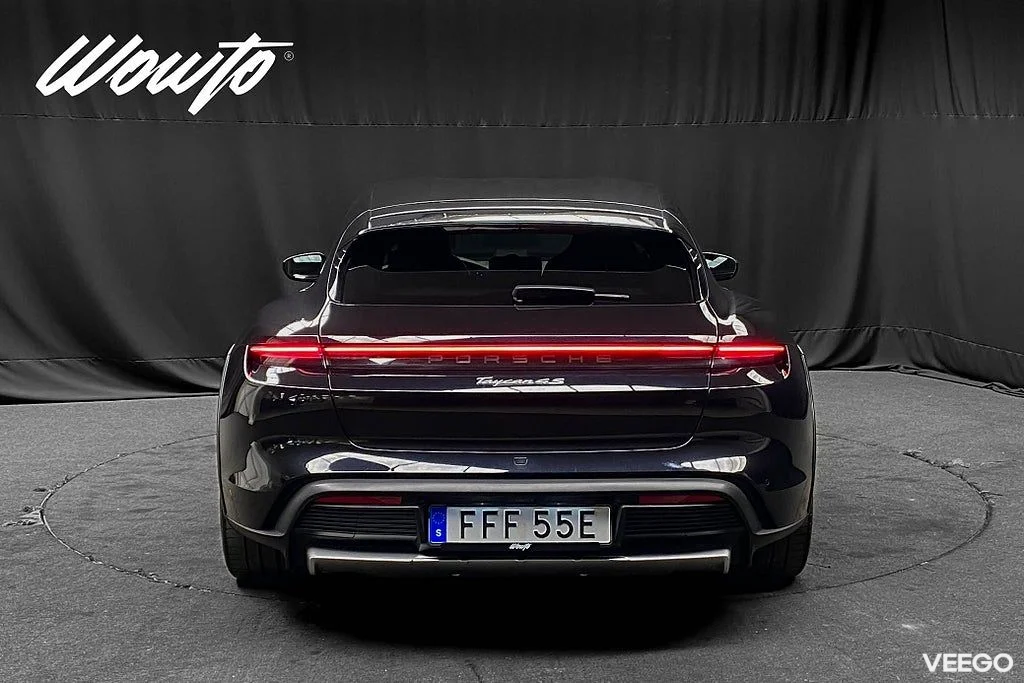 Porsche Taycan 4S Cross Turismo 571HK /HuD /18-Vägs /Se Spec 420kW