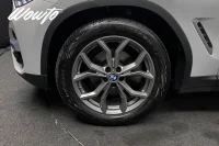 BMW X3 xDrive20i 184HK X-Line /Drag /HiFi 135kW thumbnail