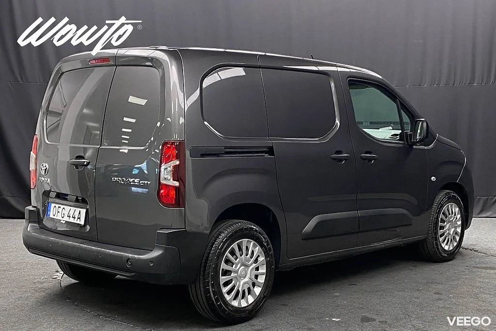 Toyota Proace City 1.5D 102HK 3-Sits /B-Kamera /Moms 75kW