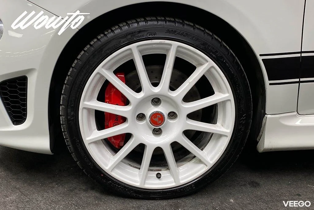 Abarth 595 Esseesse 180HK /Akrapovic /Skalstolar/ Kolfiber 132kW