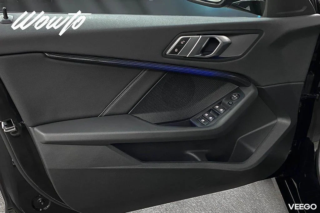 BMW 118 i 136HK Sport Line /Navi /Cockpit /PDC 100kW