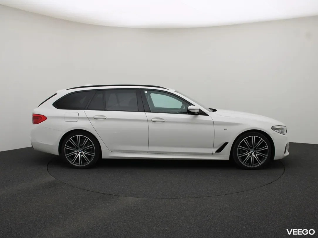 BMW 520 2 140kW
