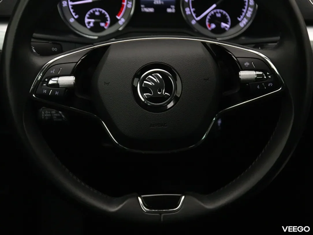 Skoda Superb 1.5 110kW