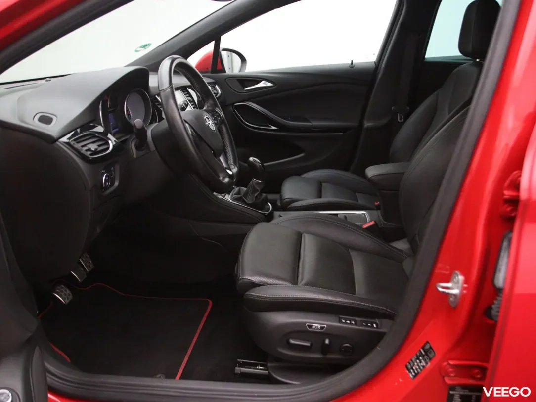 Opel Astra 1.4 110kW