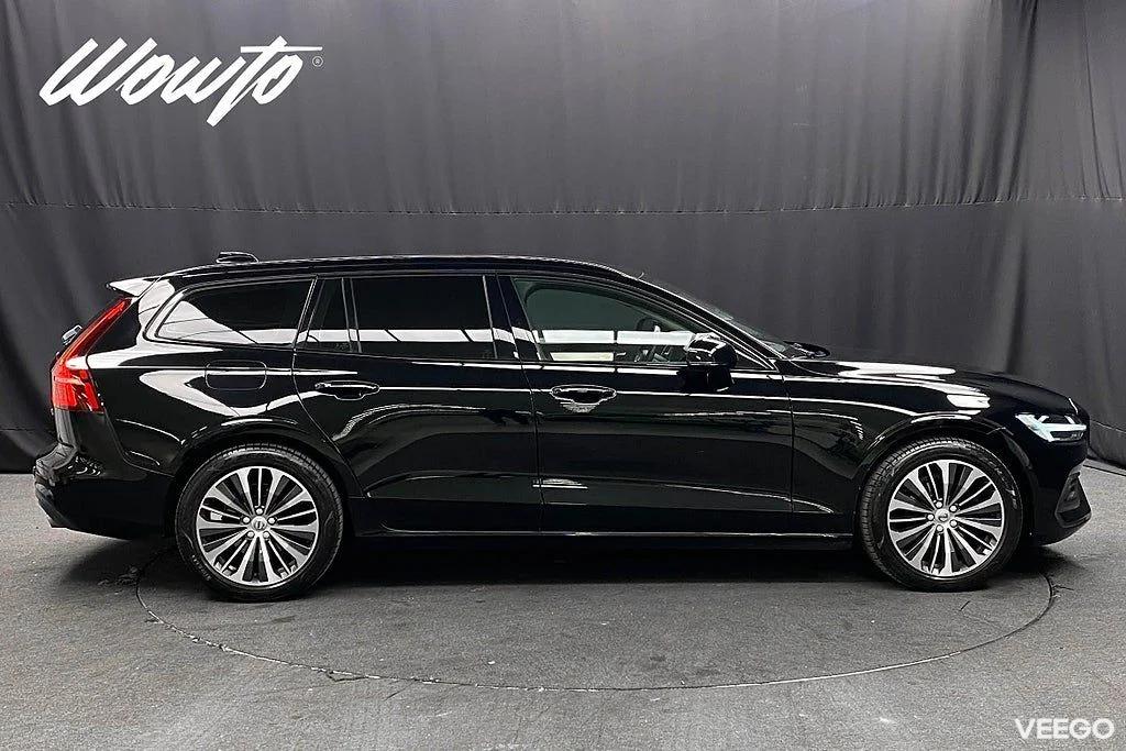 Volvo V60 B4 197HK Momentum Adv /Drag /Värmare 145kW