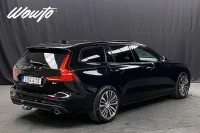 Volvo V60 B4 197HK Momentum Adv /Drag /Värmare 145kW thumbnail