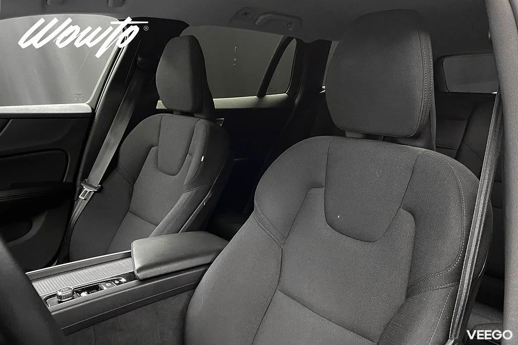 Volvo V60 B4 197HK Momentum Adv /Drag /Värmare 145kW