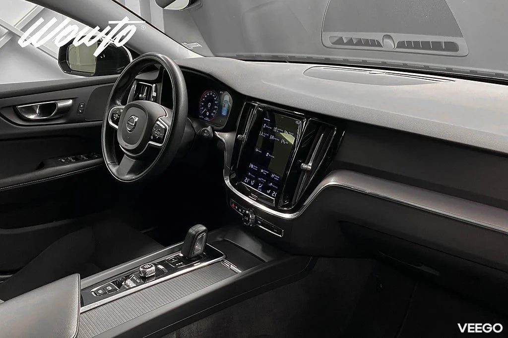 Volvo V60 B4 197HK Momentum Adv /Drag /Värmare 145kW
