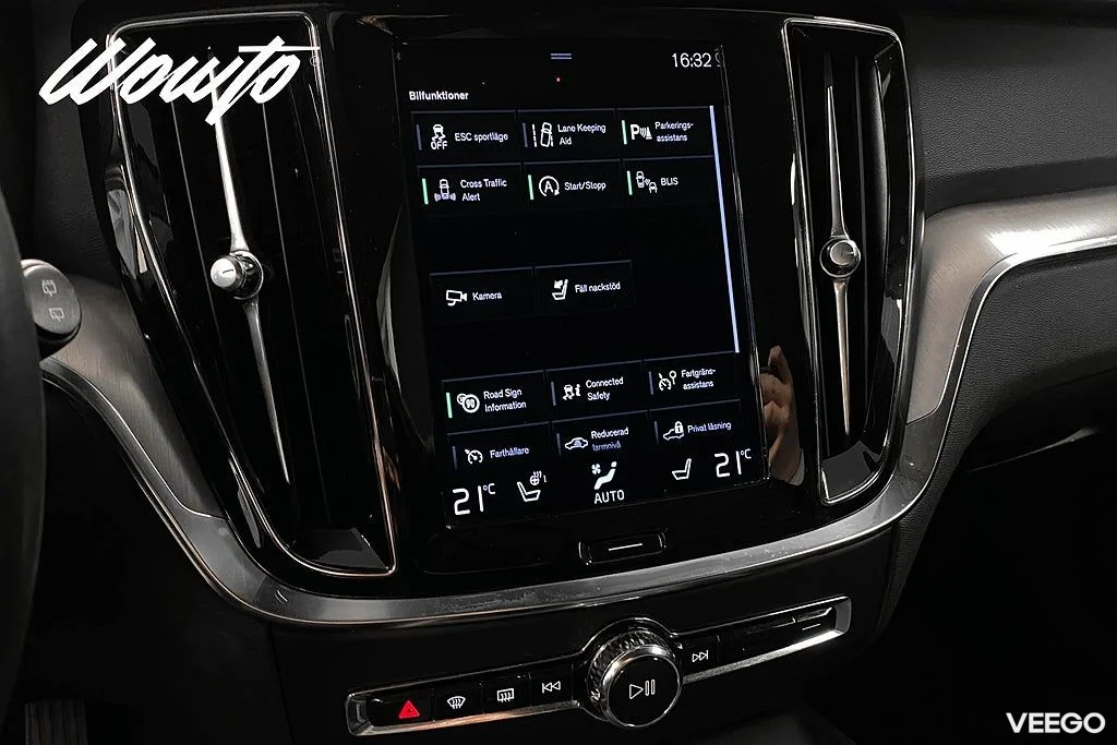 Volvo V60 B4 197HK Momentum Adv /Drag /Värmare 145kW