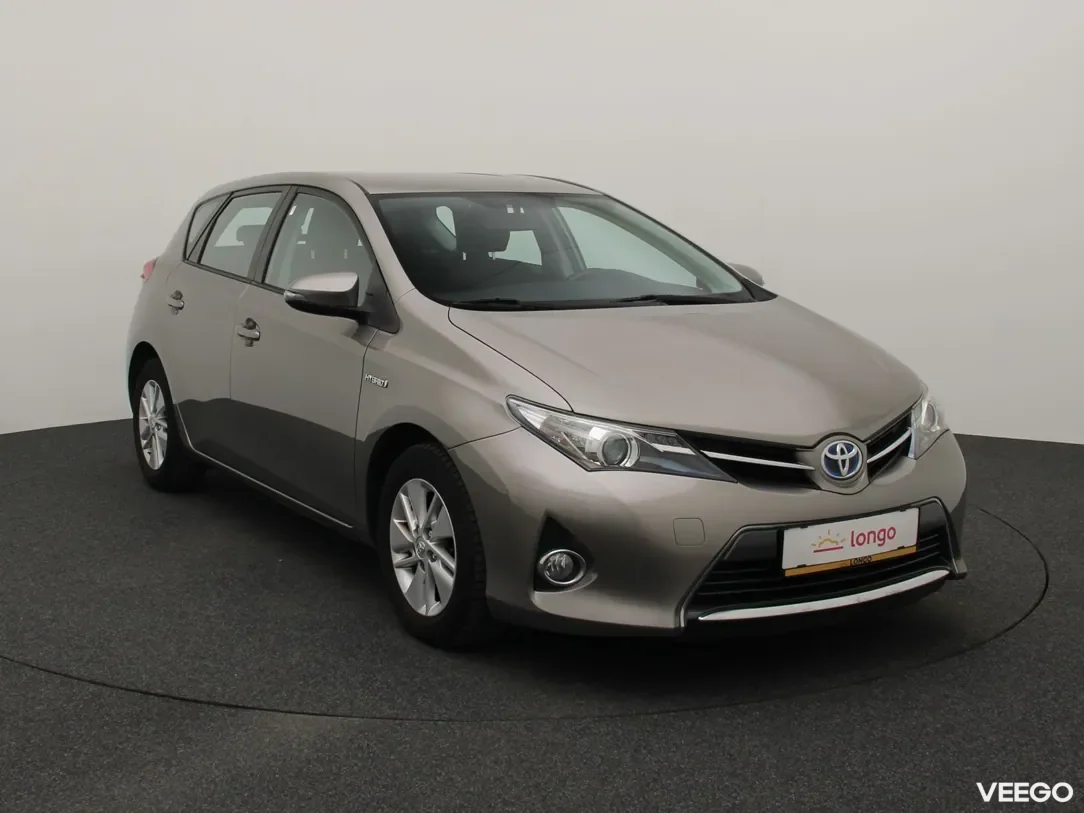 Toyota Auris 1.8 100kW