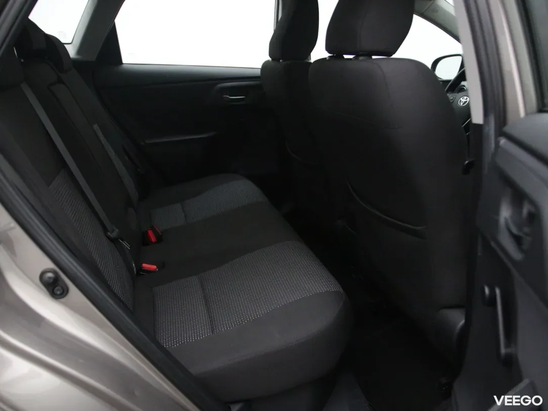 Toyota Auris 1.8 100kW