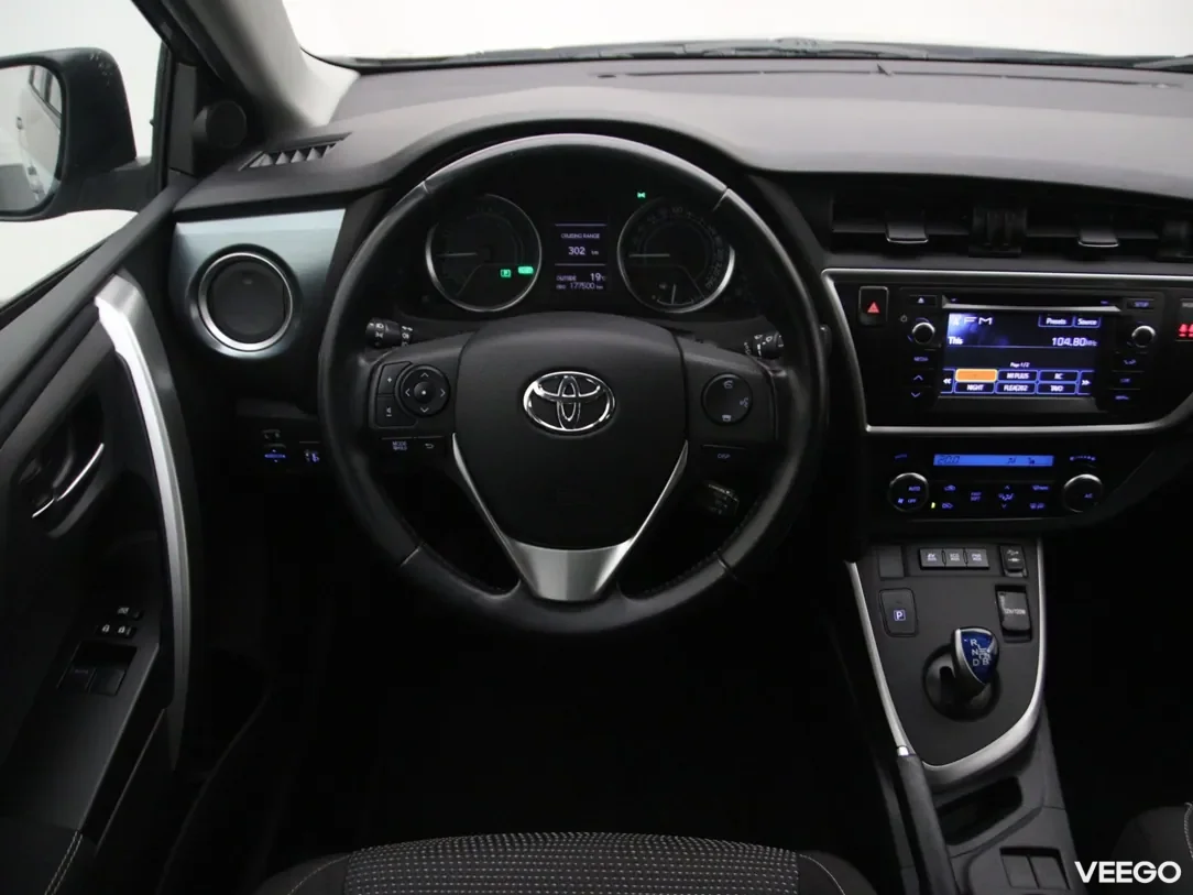 Toyota Auris 1.8 100kW