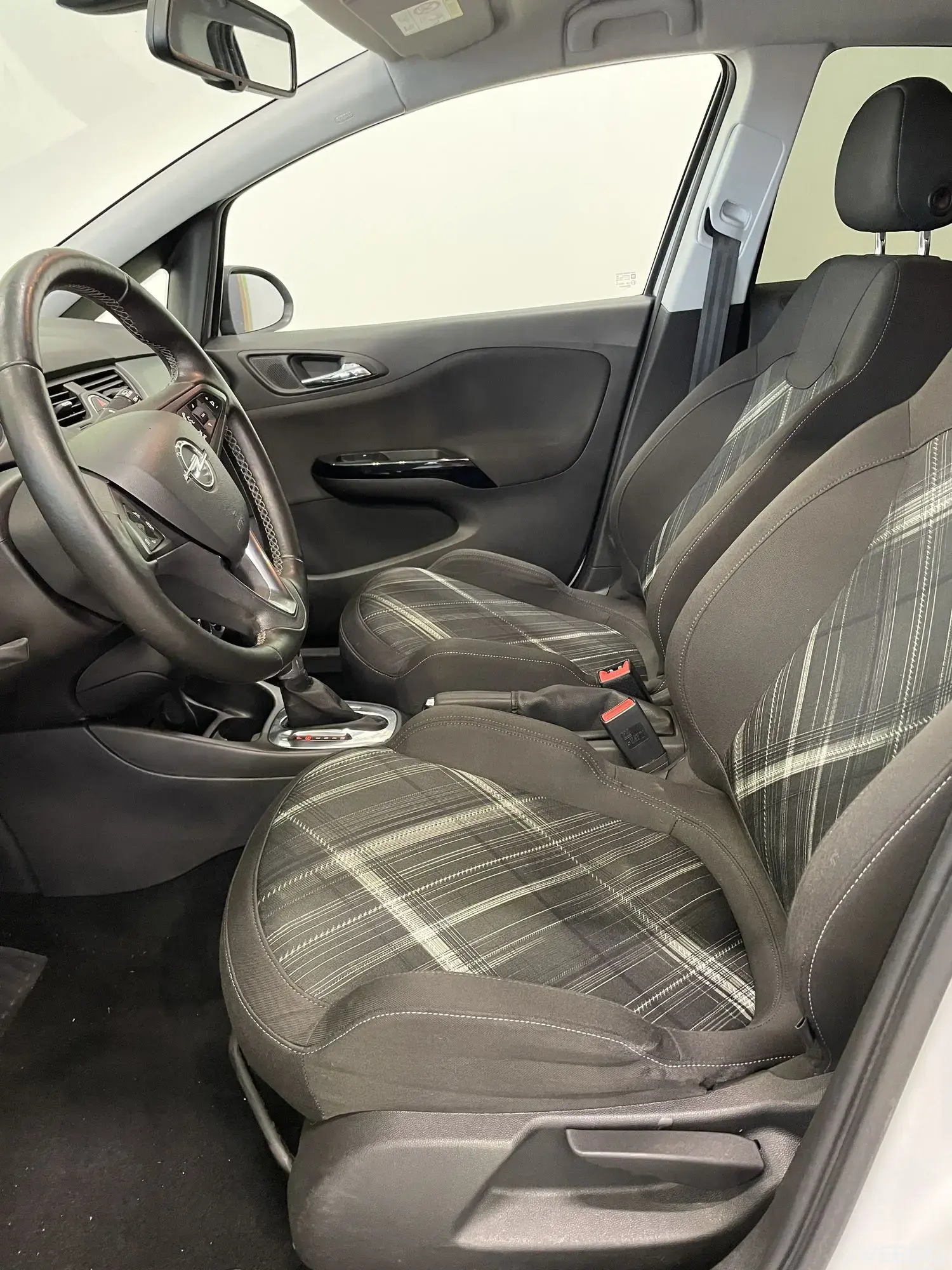 Opel CORSA-E E ENJOY 1.4 66kW