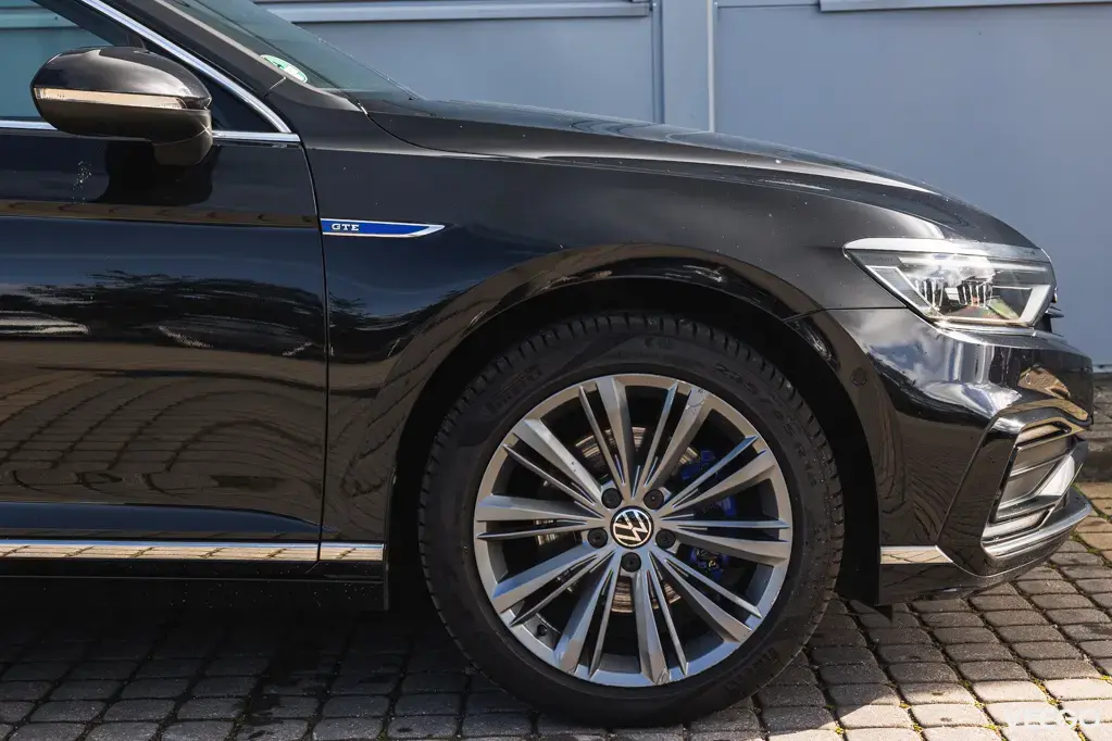 Volkswagen Passat 160kW