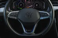 Volkswagen Passat 160kW thumbnail