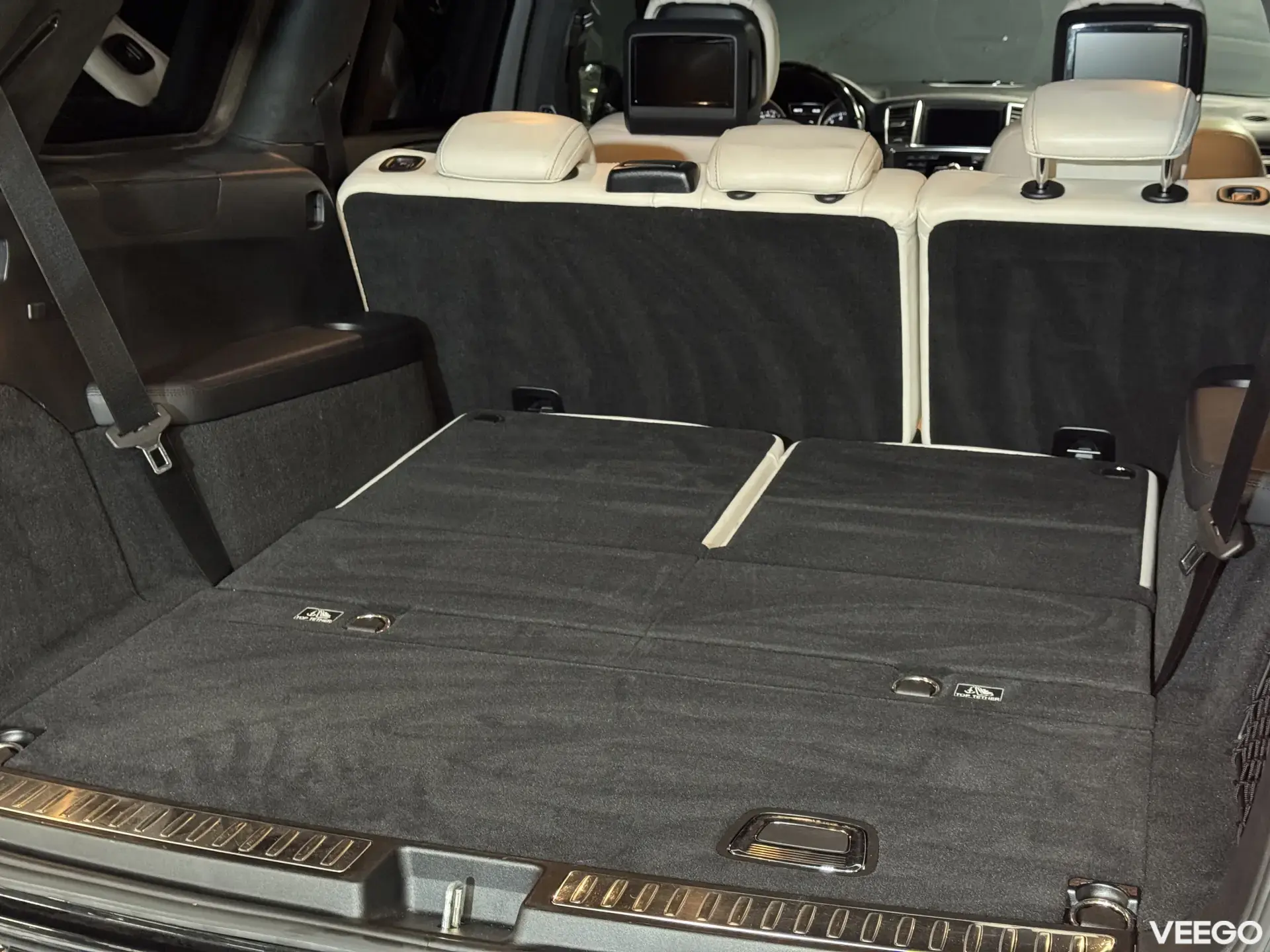 Mercedes-Benz GL550 AMG 4Matic Designo 4.7 320kW