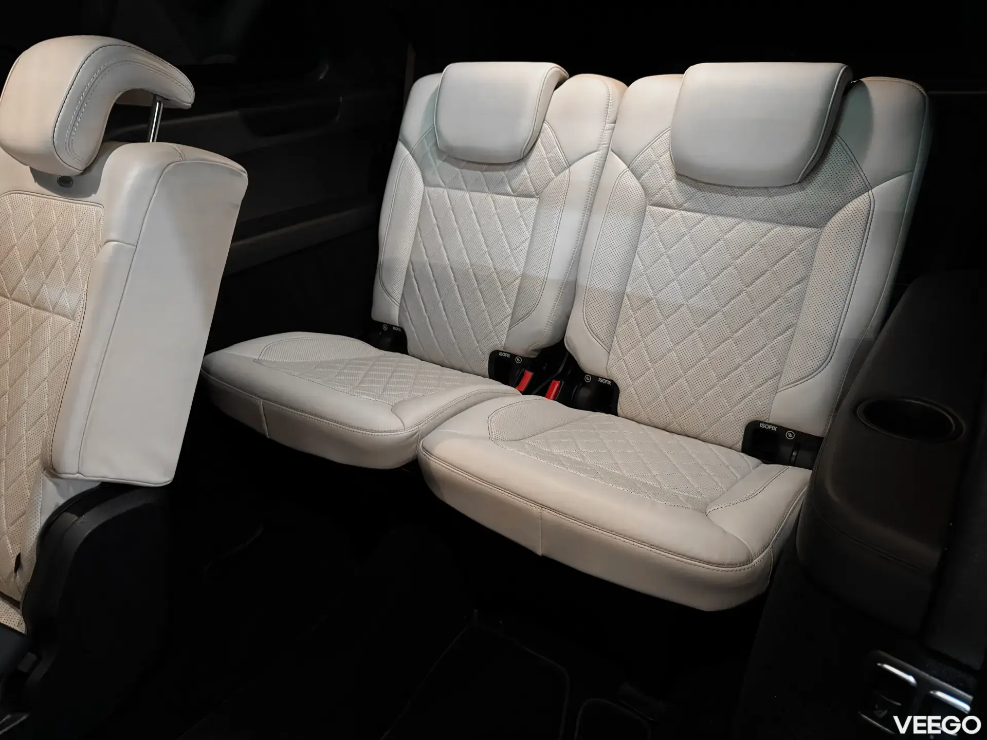 Mercedes-Benz GL550 AMG 4Matic Designo 4.7 320kW
