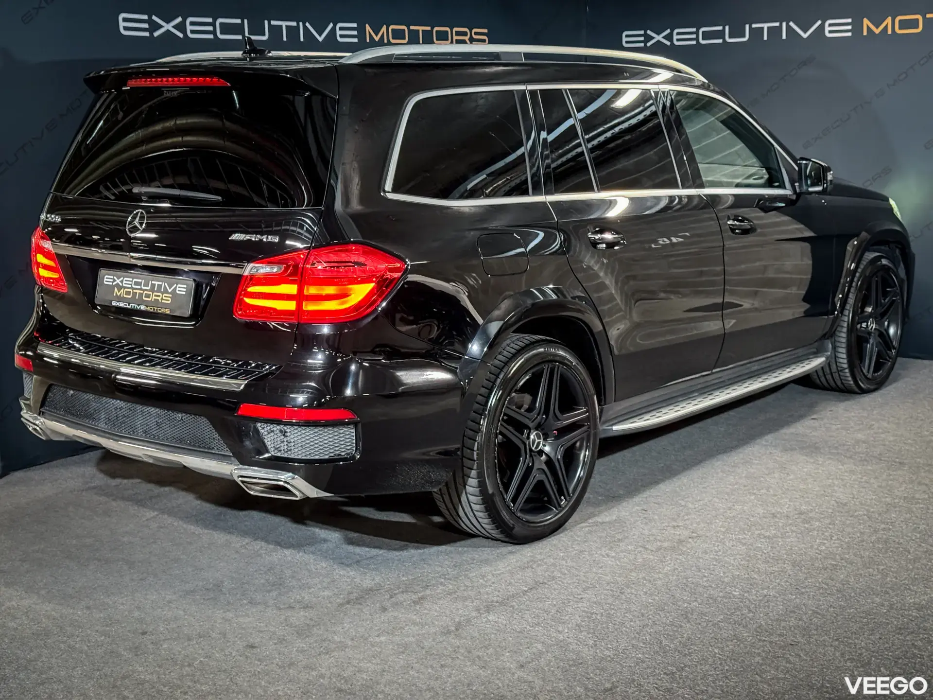 Mercedes-Benz GL550 AMG 4Matic Designo 4.7 320kW