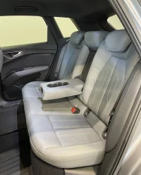 Audi Q4 e-tron 50 Quattro 77kW thumbnail