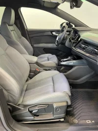 Audi Q4 e-tron 50 Quattro 77kW thumbnail