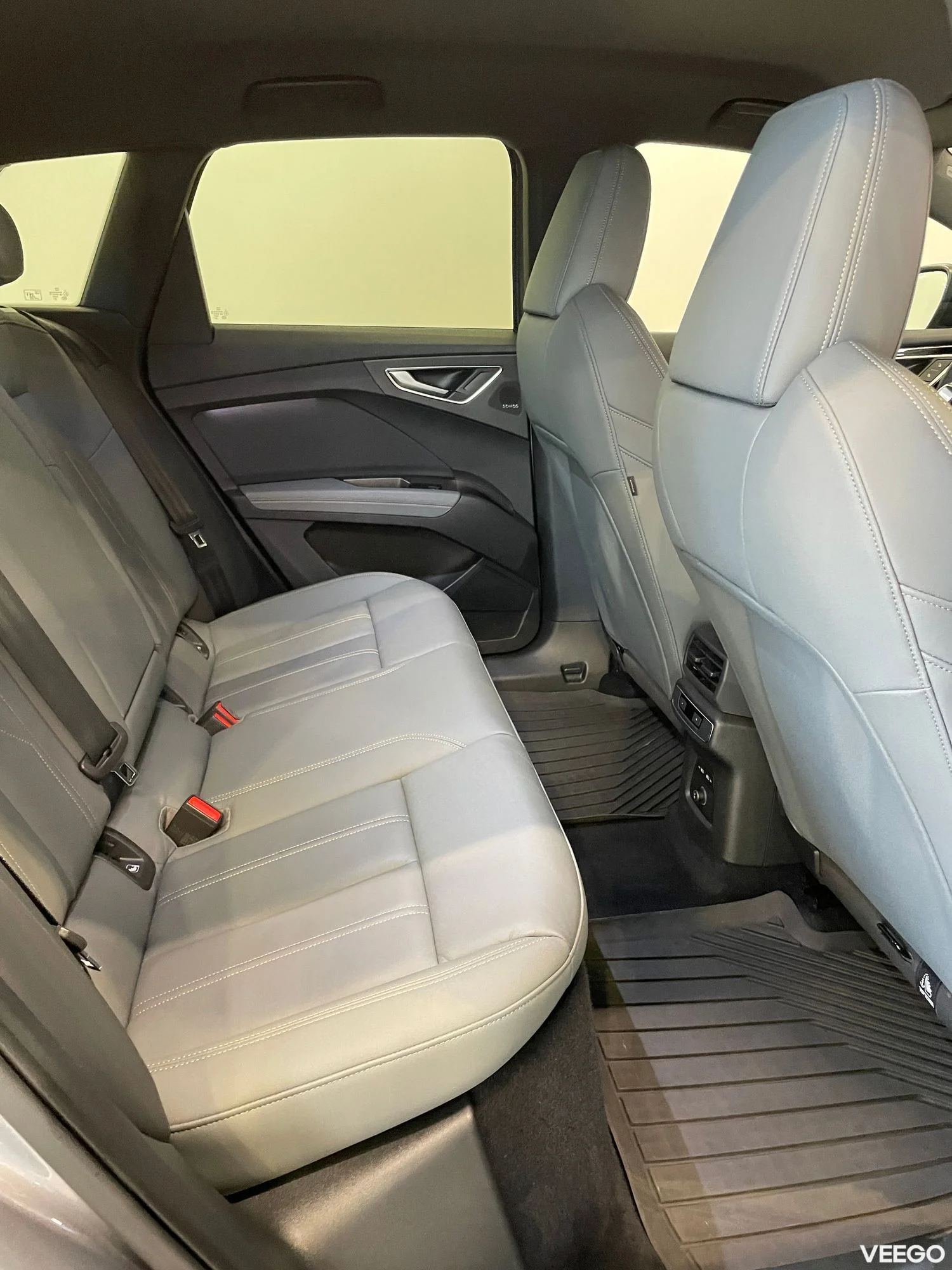 Audi Q4 e-tron 50 Quattro 77kW