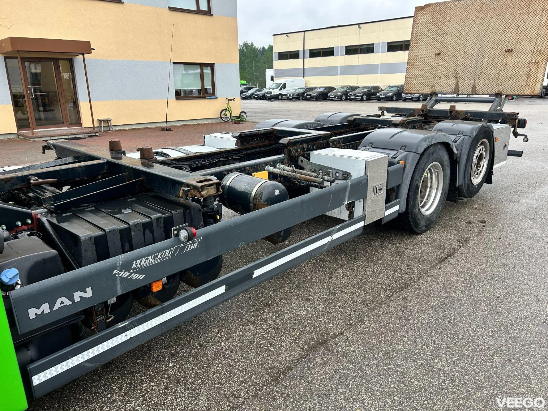 MAN TGX 6x2*4 EURO6 + RETARDER + BDF 20ft 353kW