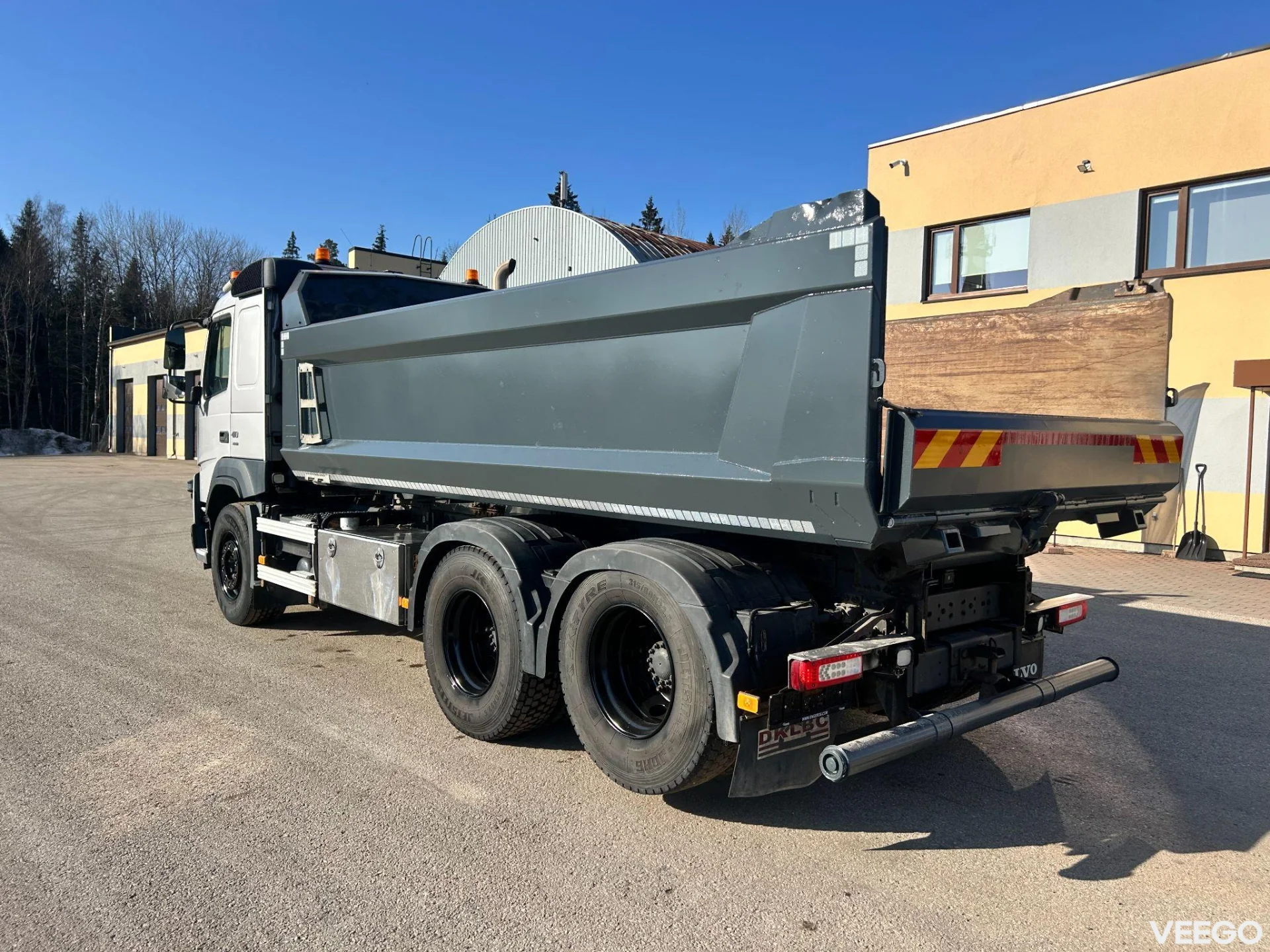 Volvo FMX 6X4 EURO6 + LIFTING AXLE 308kW