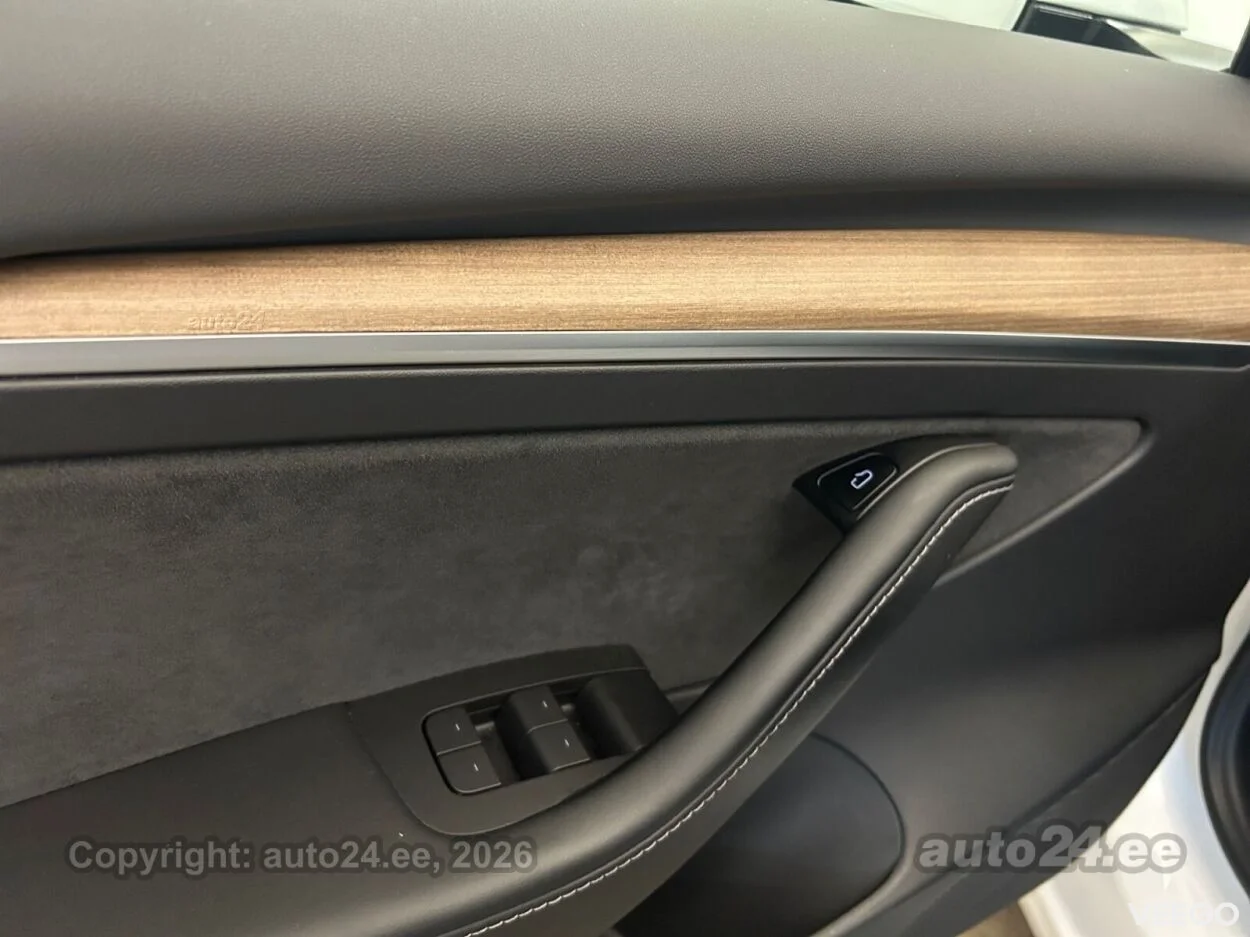 Tesla Model 3 Perfomance AWD Dual Motor 155kW