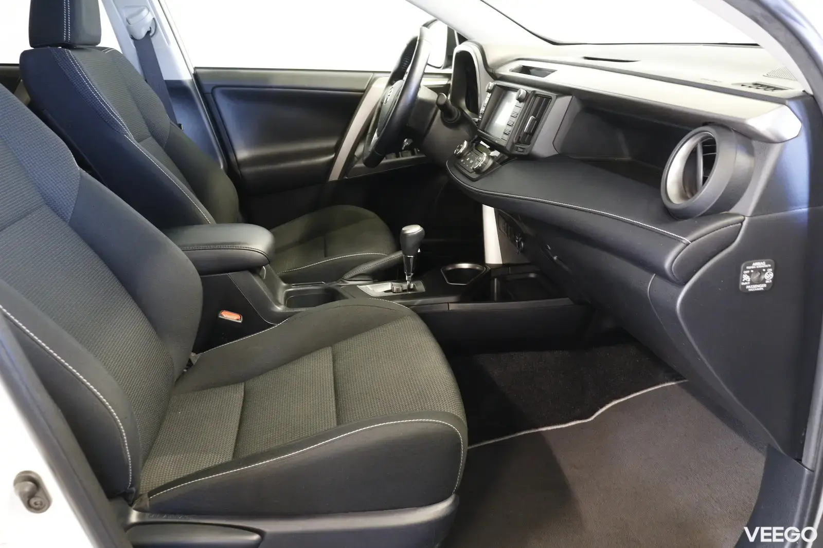 Toyota RAV4 2.5 114kW