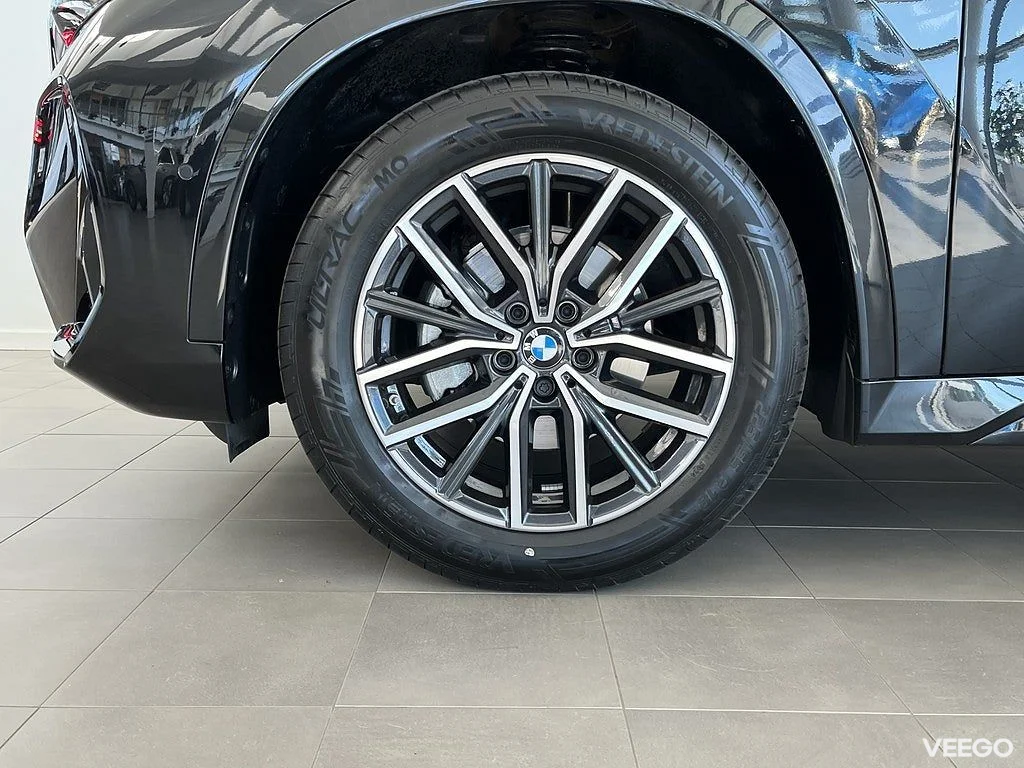 BMW X1 sDrive18i 4,95 ränta M Sport Drag Rattvärme Park Assist 0kW